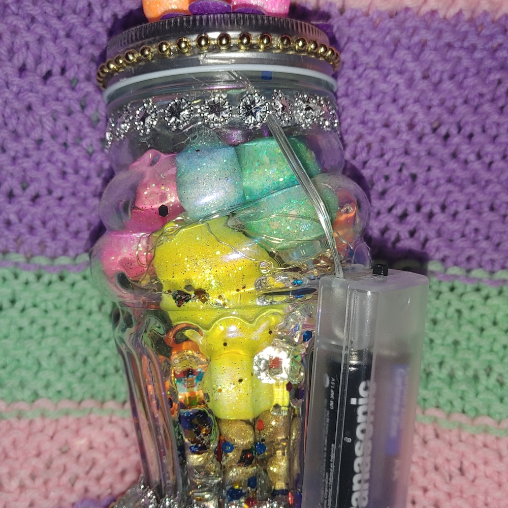 HANDMADE By Me. Colorful Glass Centerpiece (Runs On 2 AA batteries -included) - Picture 3 of 7